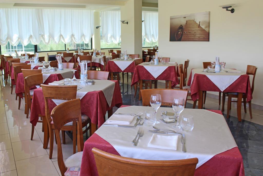Hotel Delle Nazioni Μιλάνο Μαριτίμα Εξωτερικό φωτογραφία